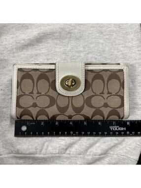 Y2K vintage Coach Signature Turnlock wallet